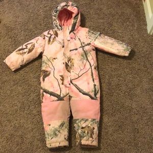 Cabela’s camouflage snowsuit